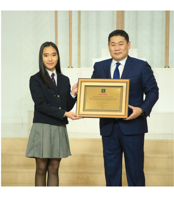 Children of 2022, getting gift from Prime Minister of Mongolia